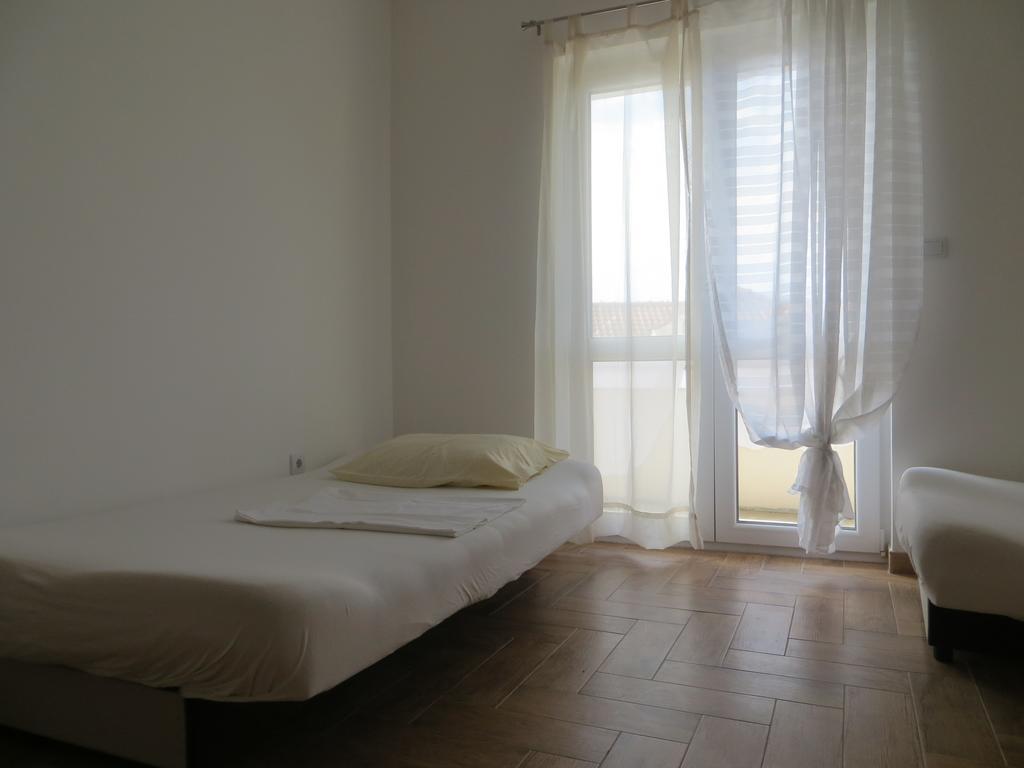 Apartments Kanli Kula Herceg Novi Zimmer foto